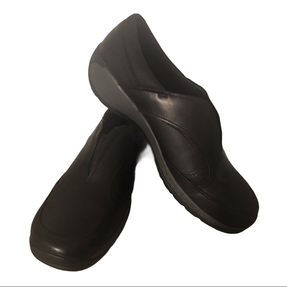 Merrell Shoes - EUC Merrell Encore Q2 Form